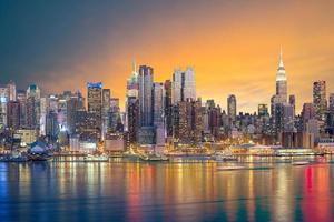 New York City skyline photo