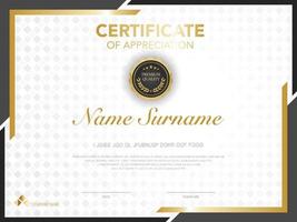 Plantilla de certificado negro y dorado con imagen de estilo de lujo. diploma de diseño geométrico moderno. vector eps10