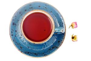 té rojo en taza hermosa