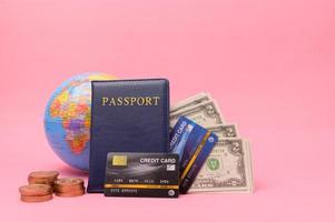 pasaporte ahorra dinero para viajar y hacer negocios en todo el mundo. foto