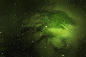 espacio galaxia verde claro con estrellas y nebulosa con patrón abstracto hermoso panorama. foto
