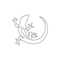 One single line drawing of adorable desert lizard reptile for company logo identity. Funny animal mascot concept for reptilian zoo. Trendy continuous line vector graphic draw design illustration