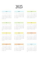 Plantilla de calendario 2023 en estilo estricto clásico con elementos multicolores. Calendario Mensual Calendario Individual Minimalismo Diseño Restringido Para Cuaderno De Negocios. la semana comienza el domingo vector