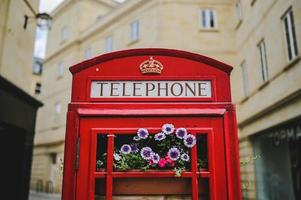 cabina de teléfono roja británica foto
