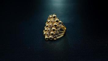 Chinese royal dynasty women's ring photo