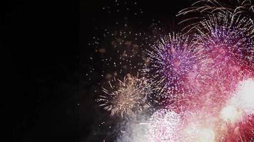 Hintergrund für Feiern und Feuerwerksexplosionen video
