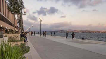 Karakoy, Estambul, Turquía. 15 de noviembre de 2121. El nuevo puerto de cruceros de Estambul. galataport con su arquitectura moderna.