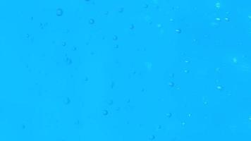 4k bolhas perfeitas em câmera lenta na água flutuando video