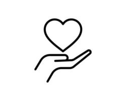 Icono de línea de corazón en mano, signo de vector de contorno, pictograma lineal aislado en blanco. símbolo de salud, amor y relación, ilustración de logotipo. concepto de icono de línea de caridad y donación