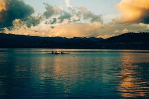 deportes en el lago foto