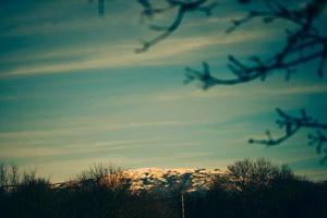 nieve en la montaña foto