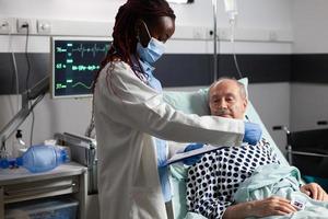 medical practitoner wearing chirurgical mask photo