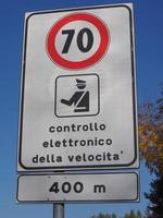 Maximum speed sign photo