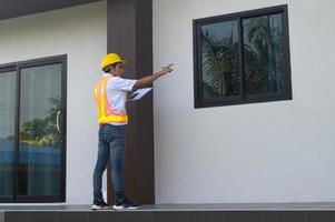inspección de ingeniero en casa inmobiliaria