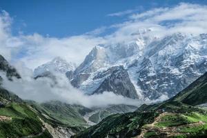 kedarnath -la morada del señor shiva. foto