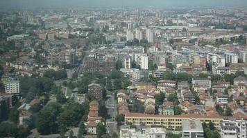 Vista de Milán desde el último piso de un rascacielos Palazzo Lombardia