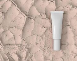 Squeeze tube for applying cream or makeup on a 3D clay patio style.