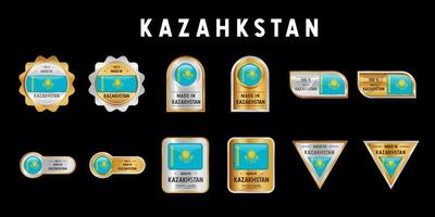 hecho en kazajstán etiqueta, sello, insignia o logotipo. con la bandera nacional de kzakahstan. en platino, oro y plata. emblema premium y de lujo vector
