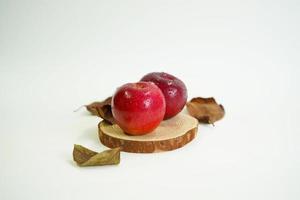 manzana roja fresca. frutas y verduras orgánicas foto
