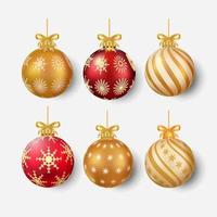 Elementos de decoración del árbol de Navidad con lujoso color rojo y dorado y cinta dorada. Diseño de bola 3d con copo de nieve y arte de revolver. colección realista de diseño de bolas 3d para decoración de árboles de navidad vector