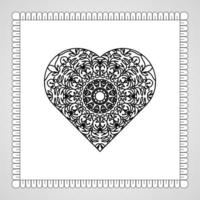 corazón dibujado a mano con mandala. decoración en ornamento étnico oriental doodle vector