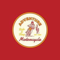 aventura motocicleta garaje vintage logo insignia ilustración vectorial vector