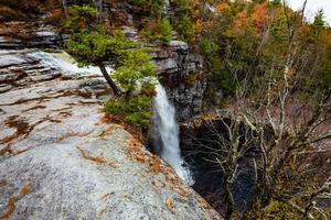 otoño en el lago minnewaska foto