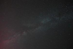 oscuro espacio negro cielo galaxia y estrellas hermoso universo. Fondo espacial con galaxia en negro. foto