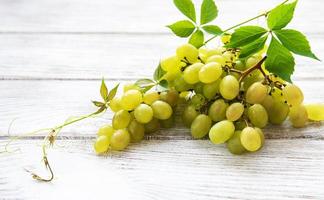 Fresh green grape photo