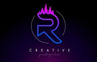 idea creativa del logotipo de la letra r con pinos. Diseño de letra r con pino en la parte superior. vector