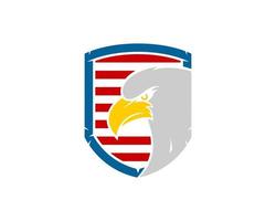 escudo de protección con águila patriótica y rayas rojas vector