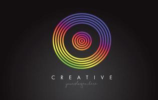 Diseño de logotipo de letra o con formas circulares de arco iris de colores. logotipo de letra vibrante. vector