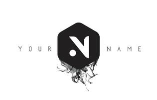 Diseño de logotipo de letra n con derrame de tinta negra vector