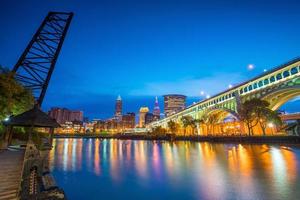 vista del centro de cleveland foto