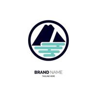 vector de diseño de plantilla de logotipo de montaña para marca o empresa y otros