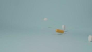 Pillen, Tabletten und Kapseln, Zeitlupe video