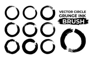 Grunge circle ink brush vector set, enso dry brush circle stroke brush set