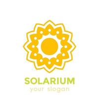 logo solarium con sol y flor en blanco vector