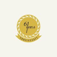 conjunto de estilo de logotipo de aniversario con escritura en color dorado para evento de celebración vector