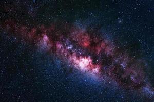 Disparo espacial del universo de la galaxia de la vía láctea con estrellas sobre un fondo de cielo nocturno