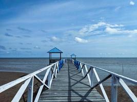 Hermosas fotos del paisaje en la costa de Ambalat, East Kalimantan, Indonesia