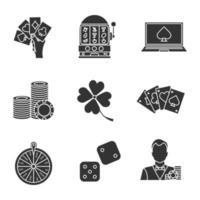 Conjunto de iconos de glifo de casino. cuatro ases, tragamonedas, casino en línea, dados, crupier, rueda de la fortuna, ficha de juego, trébol de cuatro hojas. símbolos de silueta. vector ilustración aislada