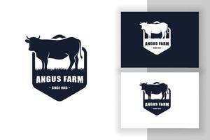 plantilla de diseño de logo de angus negro. Ilustración de vector de granja de vacas.