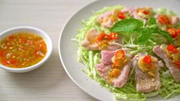 spicy boiled pork salad or pork with lime spicy sauce video