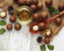 aceite de macadamia natural y nueces de macadamia