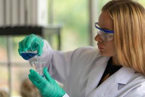 Women in the chemistry laboratory photo