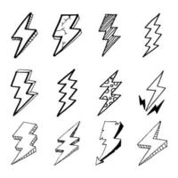 conjunto de ilustraciones de bosquejo de símbolo de rayo eléctrico de doodle. trueno, ilustración vectorial vector