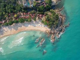 Vista aérea de la playa de Chaweng en Koh Samui, Tailandia foto