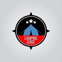 logotipo de camping y aventura en el bosque de montaña vector