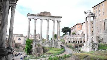 forumkolumner apollontemplet, rom, italien video